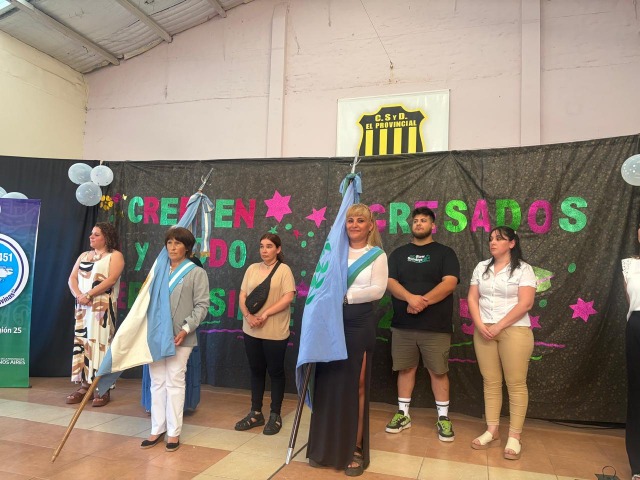 El CENS celebr� el egreso de m�s de 130 estudiantes